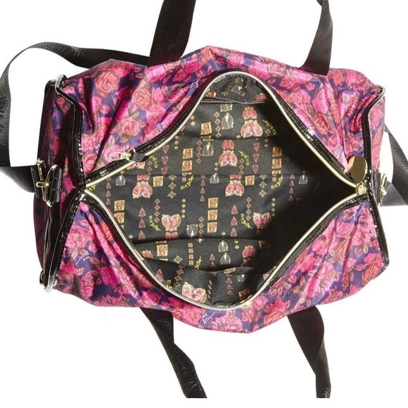 Betsey Johnson midnight express weekender - Picture 7 of 8